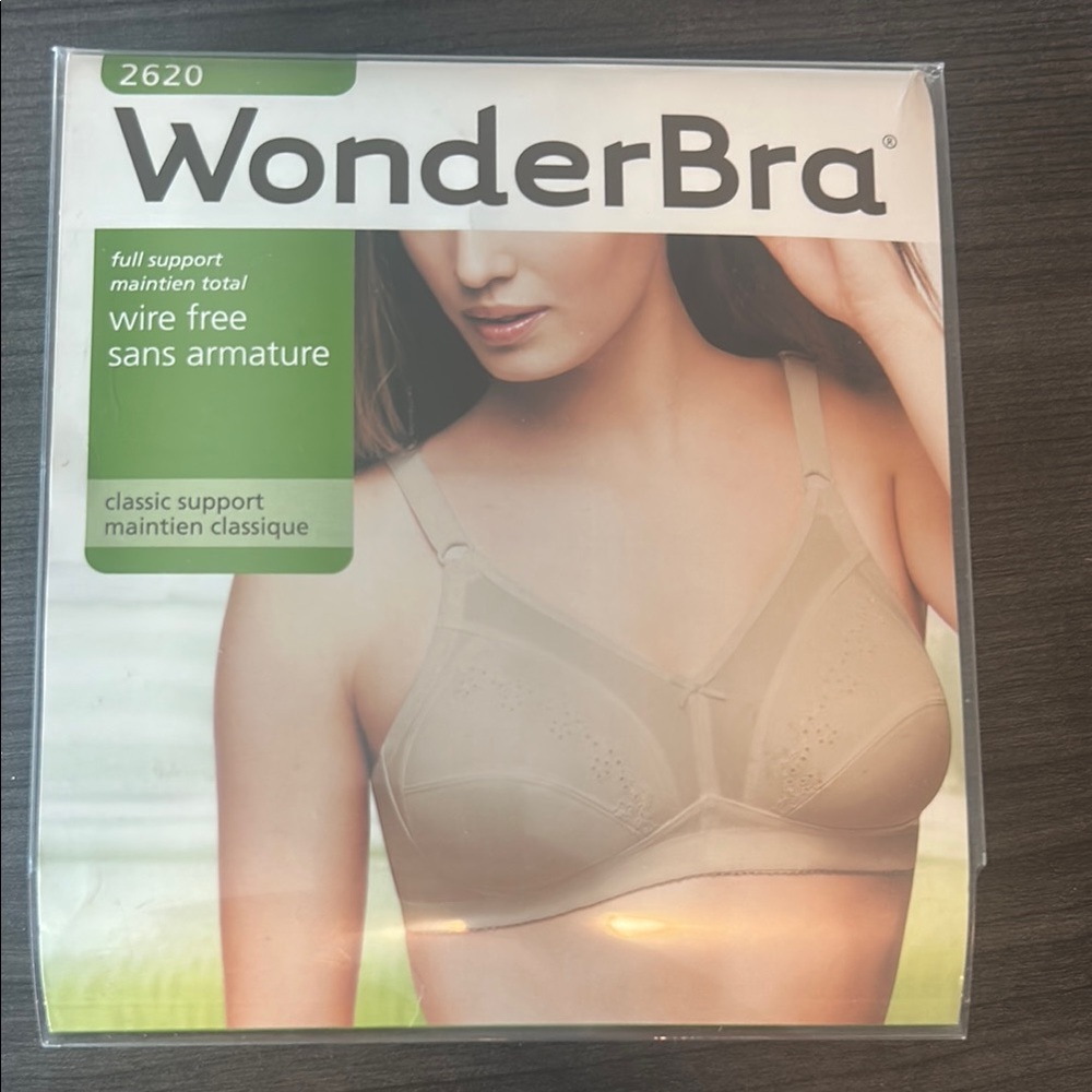 Wonderbra Wire-Free Bra in Beige